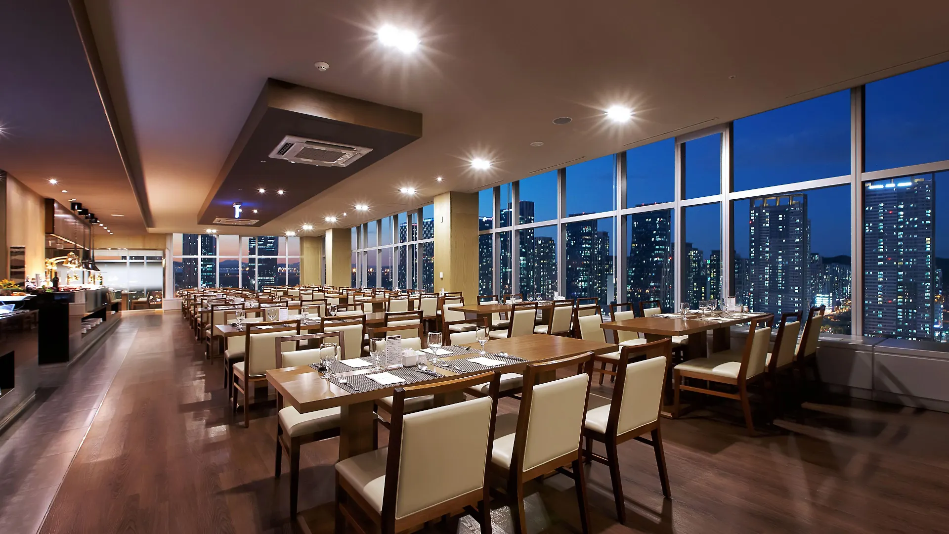 Orakai Songdo Park Hotel, BW Premier Collection Incheon 4*,  South Korea