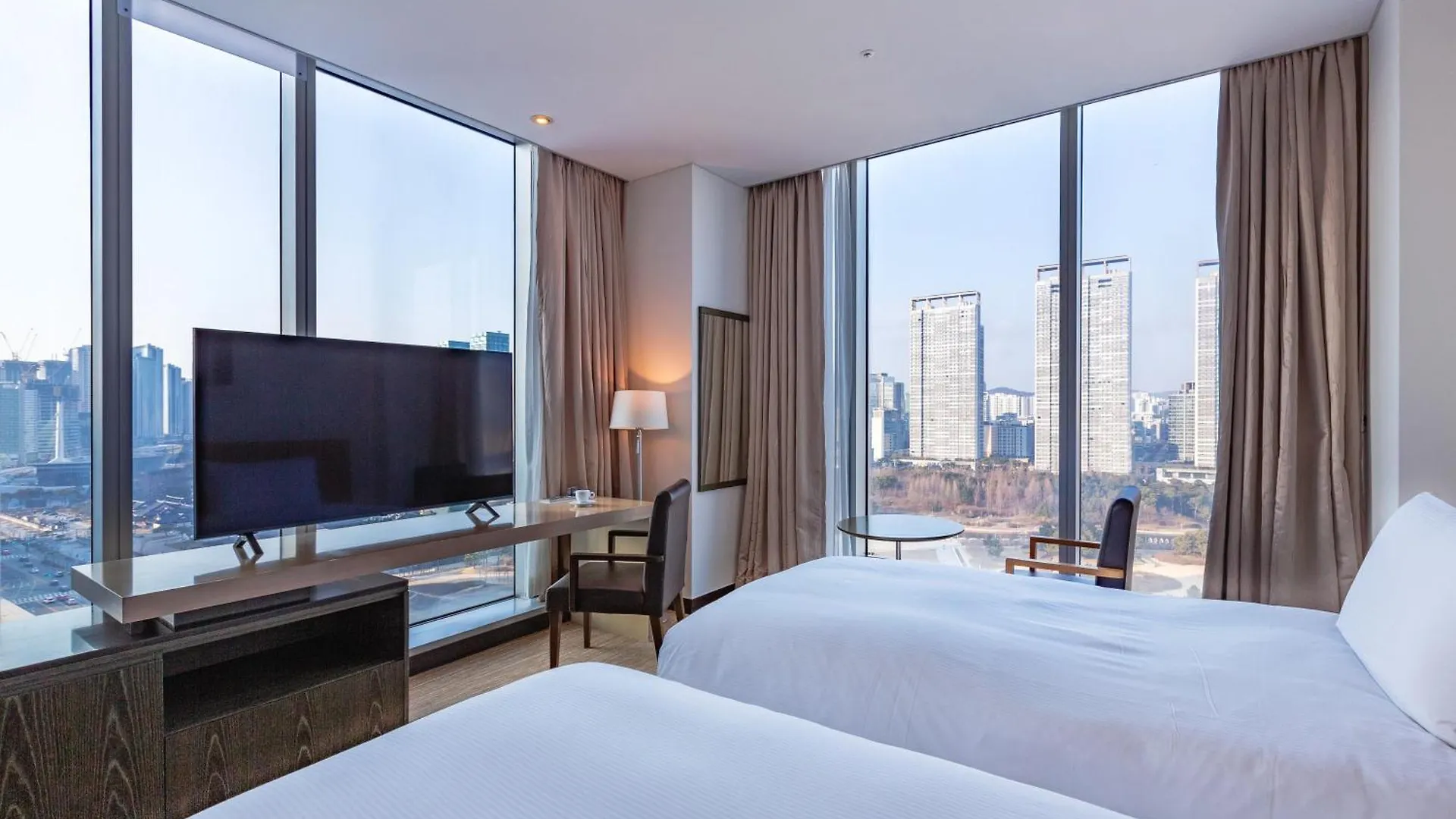 Orakai Songdo Park Hotel, BW Premier Collection Incheon 4*,