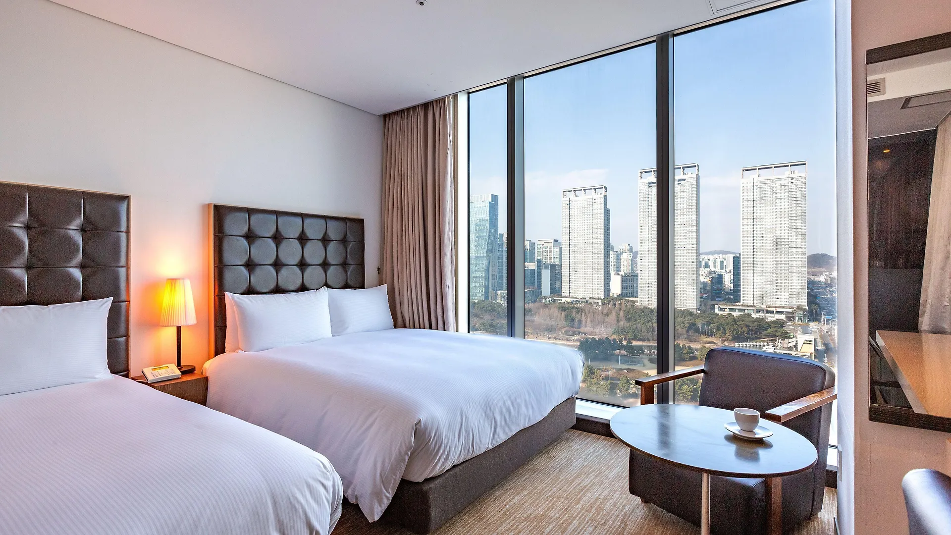 Orakai Songdo Park Hotel, BW Premier Collection Incheon 4*,