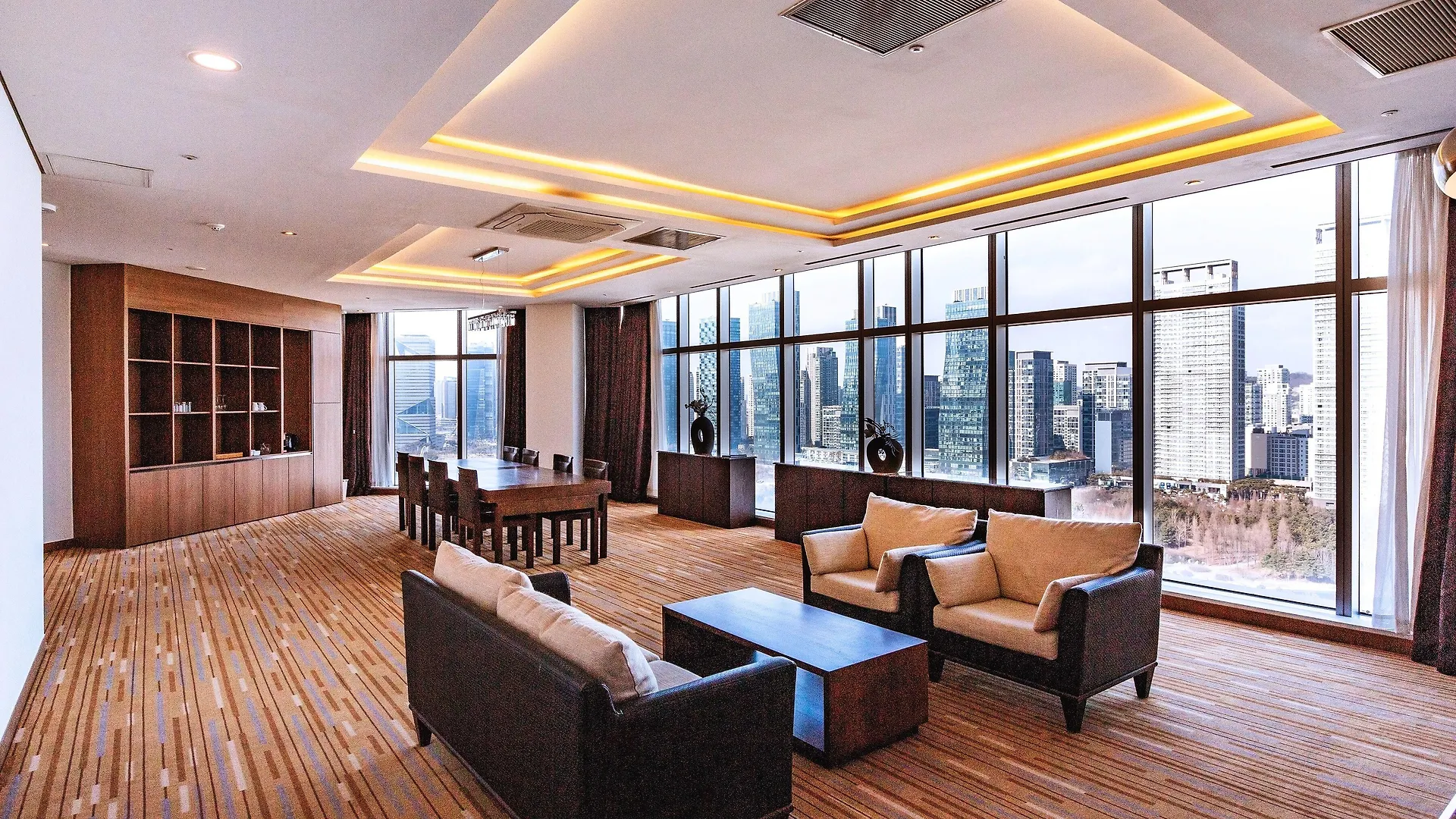 Orakai Songdo Park Hotel, BW Premier Collection Incheon 4*,