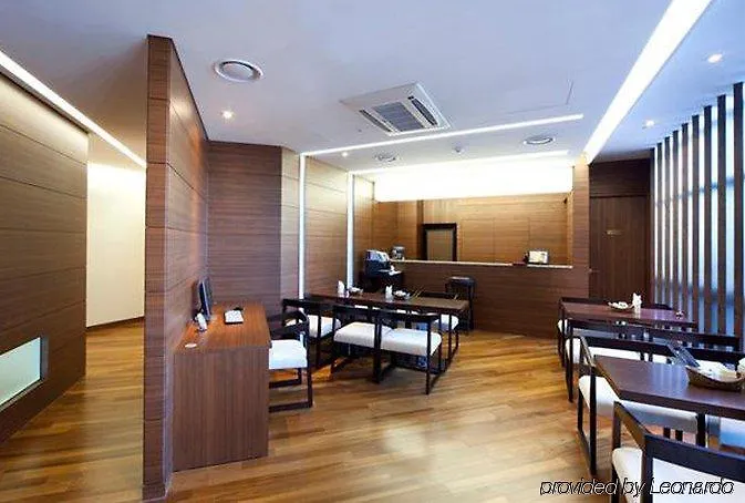 Orakai Songdo Park Hotel Incheon 4*,